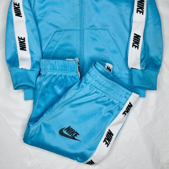 Infant Boys Nike Jogging Suit - Picture 2 of 10